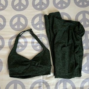 Bombshell sports bra and v back pocket leggings. Selling as set only.